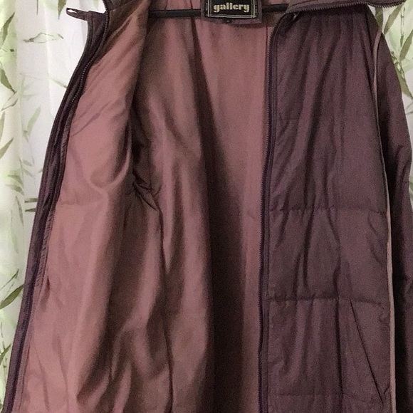 Gallery Long Down Coat Sz. 12 80% Down, 20% Waterfowl Feathers Purple 51” long. - Picture 5 of 8